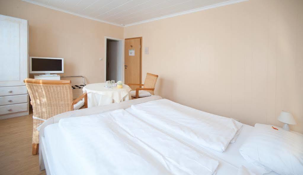 Hotel Garni Viktoria New Translation Exteriér fotografie